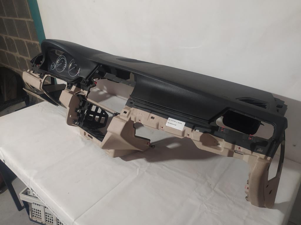 BMW F10 F11 dashboard, Ophalen, Gebruikt, BMW
