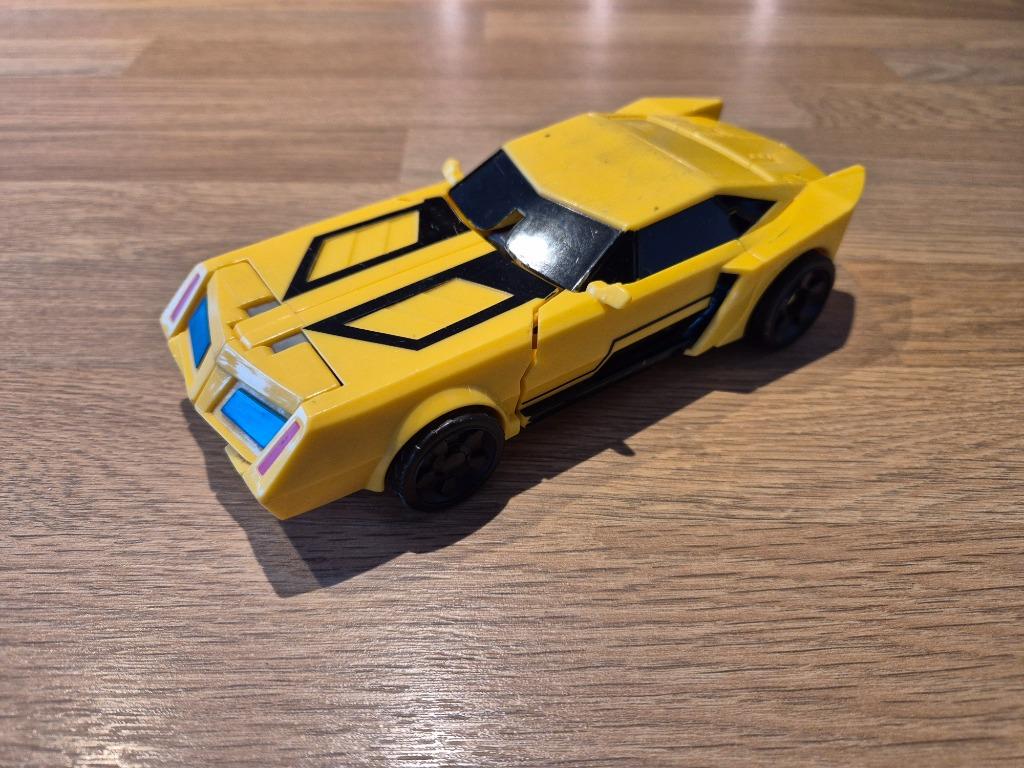 Transformers, Bumblebee, 18cm, Kinderen en Baby's, Speelgoed | Actiefiguren, Ophalen, Gebruikt