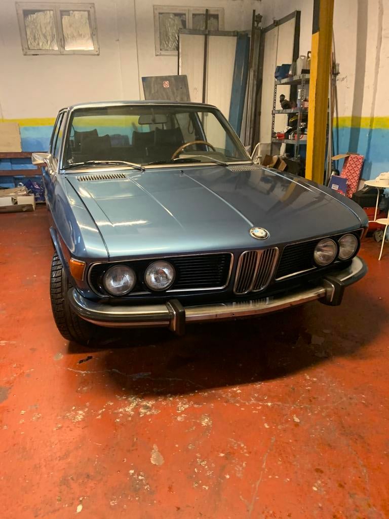Bmw e3 oldtimer  1971  3.0 si, Automaat, 4 deurs, Achterwielaandrijving, Blauw
