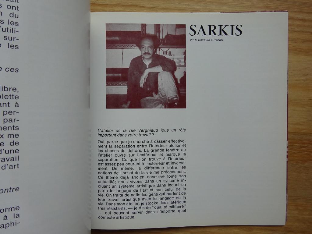 Identifications 1976 Bordeaux : Panamarenko, Acconci,, Ophalen, Zo goed als nieuw, Beeldhouwkunst