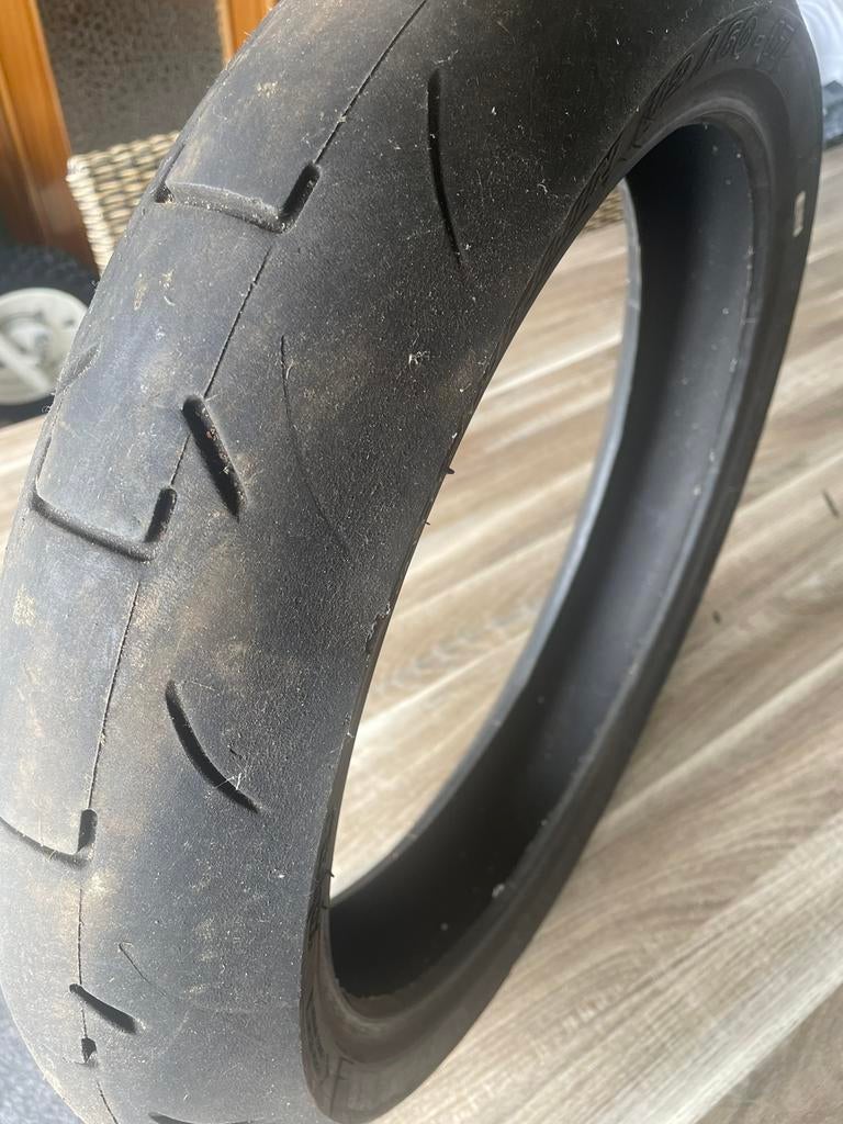 Pneus super motard avant, Motos