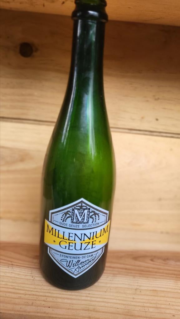 BEERSEL 3 Millennium Lege Fles fontein, Ophalen of Verzenden, Zo goed als nieuw