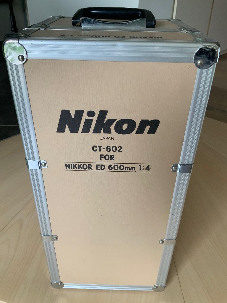 Nikon 600mm f4, Audio, Tv en Foto, Foto | Lenzen en Objectieven, Ophalen, Zo goed als nieuw, Telelens