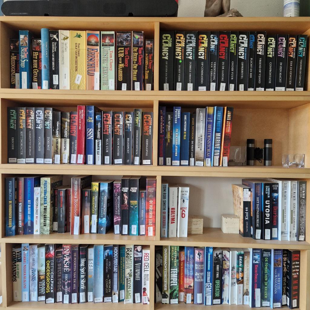Boeken., Ophalen, Zo goed als nieuw