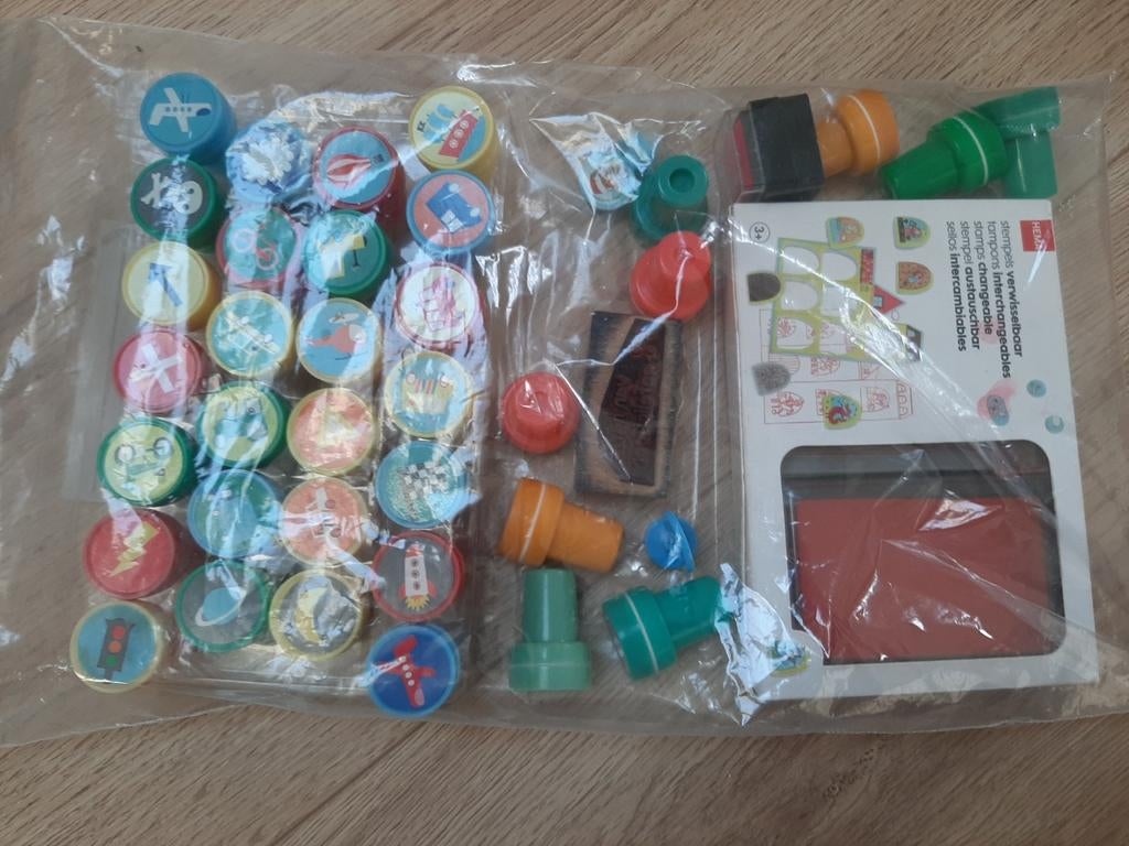 Stempels voor kinderen, Ophalen