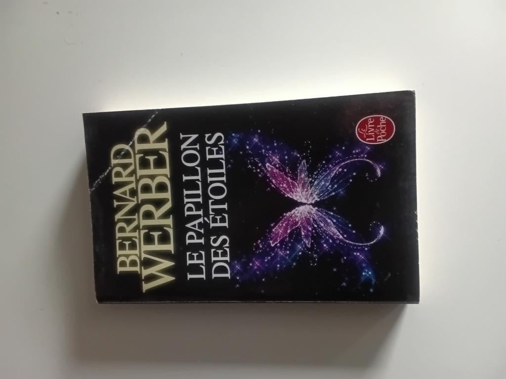 Bernard Werber - Le papillon des Étoiles., Boeken, Literatuur, Gelezen, Ophalen
