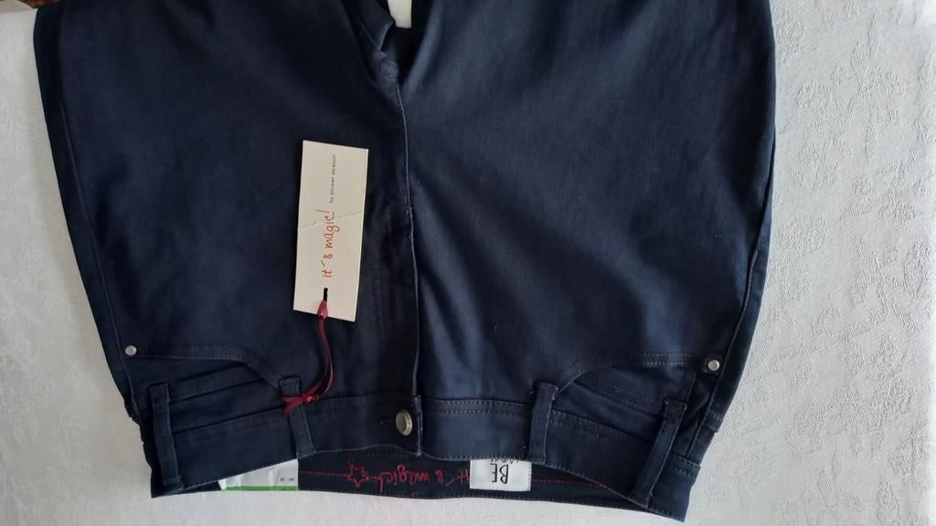 Pantalon jeans femme bleu foncé Street One m30/l32, Enlèvement ou Envoi, Neuf