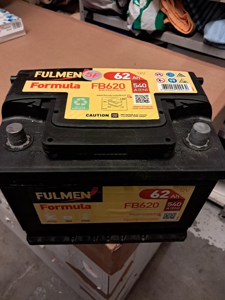 Batterie voiture fulmen 62Ah 12 volts, Enlèvement, Skoda