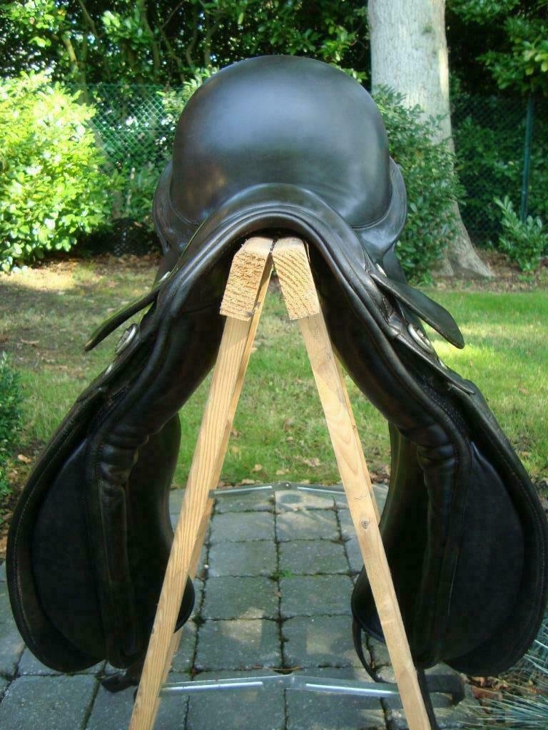 Zadel Daaleman handgemaakt 17inch dressuur, Ophalen