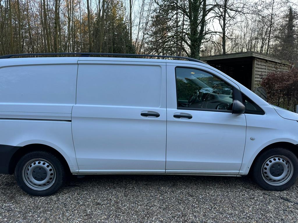 Mercedes vito 111, Autos, Achat, 3 places, Noir, Mercedes-Benz