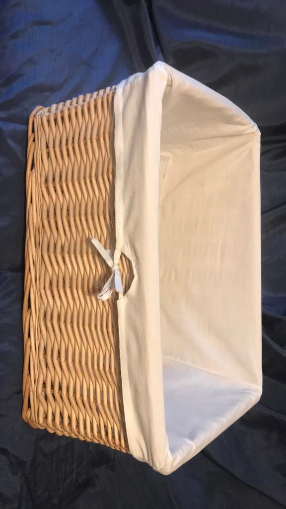 Panier de rangement en osier & tissu, Comme neuf