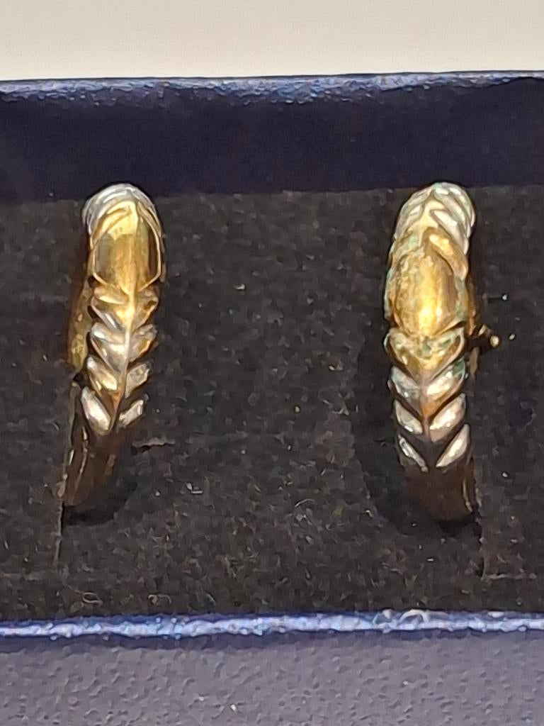 boucle d'oreilles neuve, Handtassen en Accessoires, Ophalen of Verzenden, Nieuw, Wit, Overige materialen