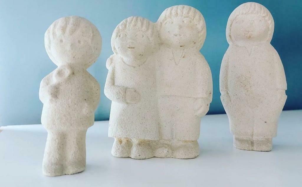 Beelden jaren 70 in zandsteen, Ophalen of Verzenden