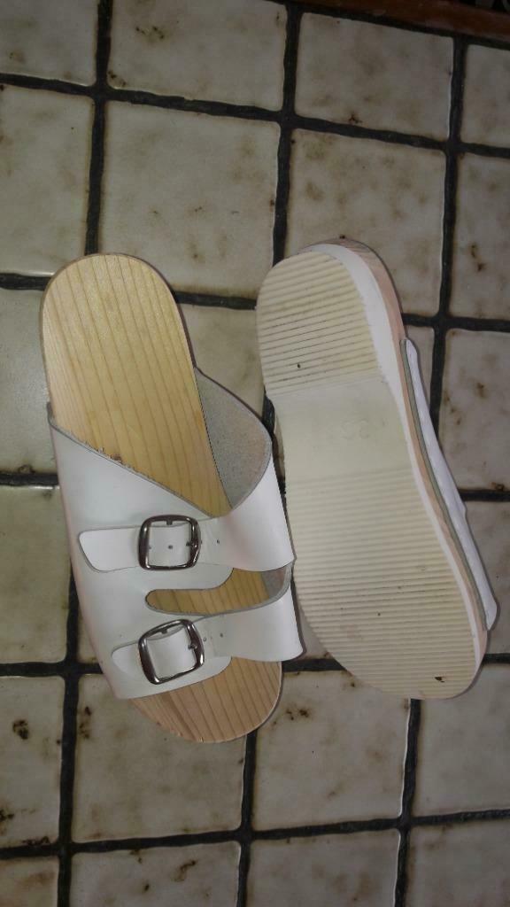 Chaussures-sandales femme -36, Neuf, Enlèvement, Blanc, Sandales de bain
