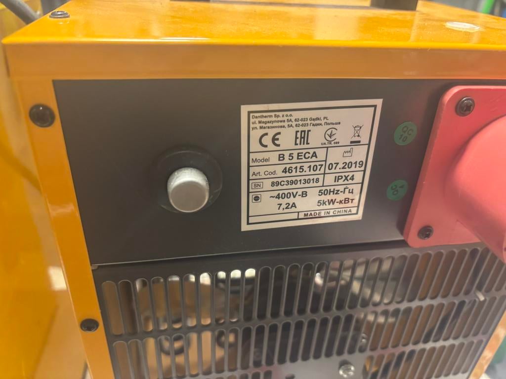 Elektrische  verwarming master b5 eca, Ophalen, Zo goed als nieuw