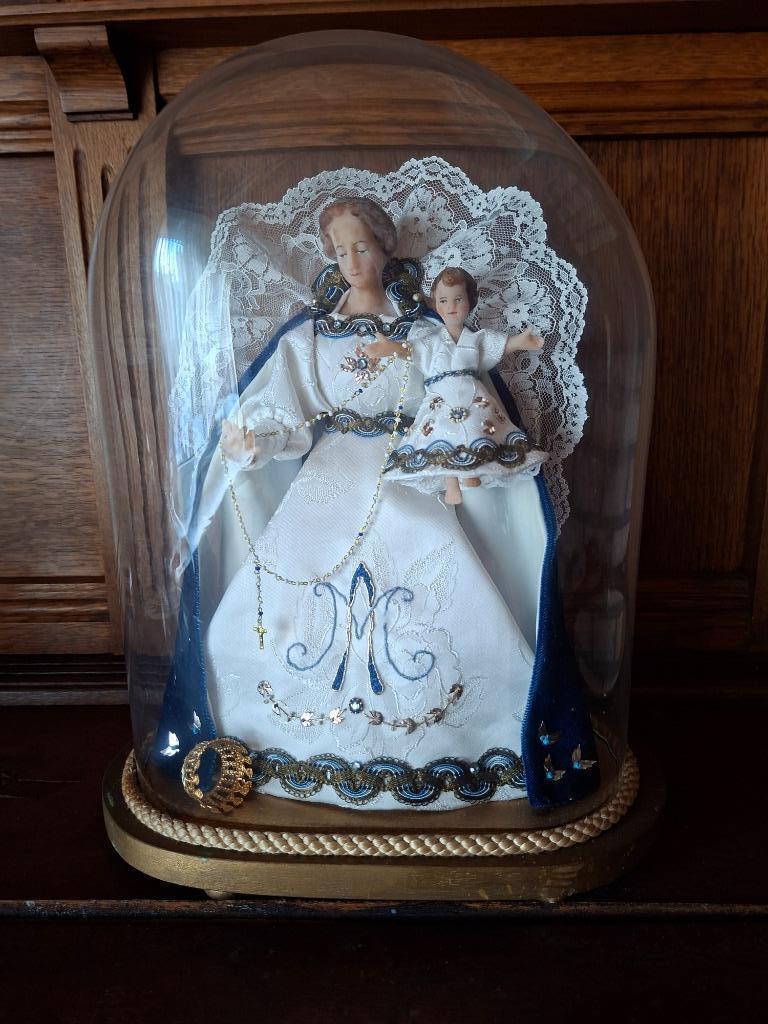wassen Mariabeeld, Ophalen