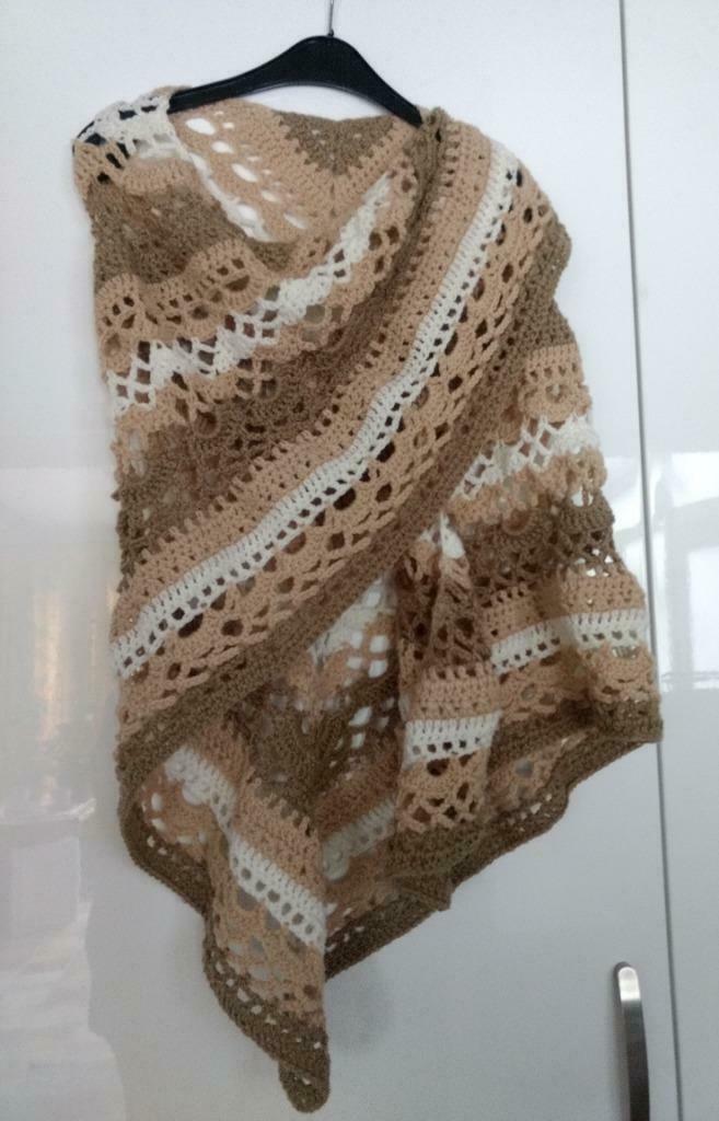 Châle fait main neuf, Ophalen of Verzenden, Nieuw, Overige kleuren