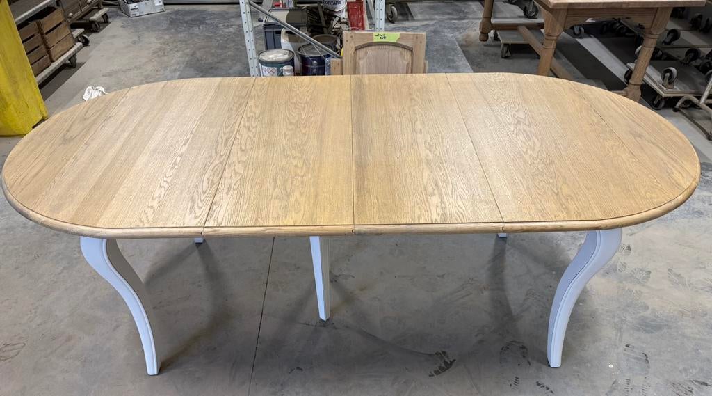 Mooie tafel, Huis en Inrichting, Tafels | Eettafels, Ophalen, Eikenhout, Ovaal, Landelijk