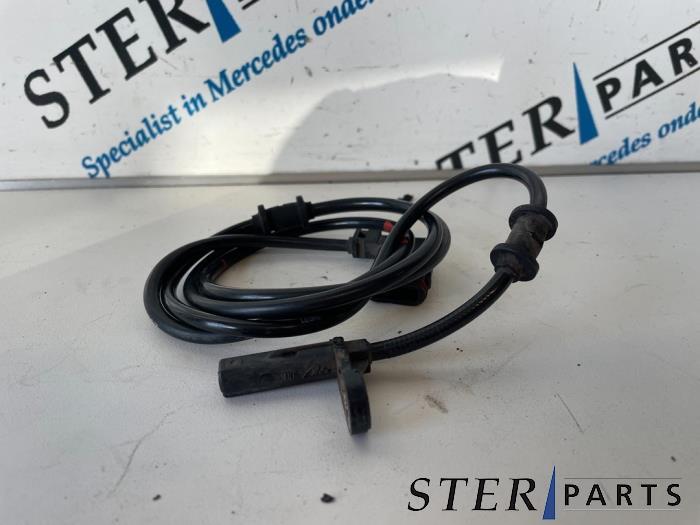 ABS Sensor van een Mercedes C-Klasse, Ophalen of Verzenden, 3 maanden garantie, Gebruikt, Mercedes-Benz
