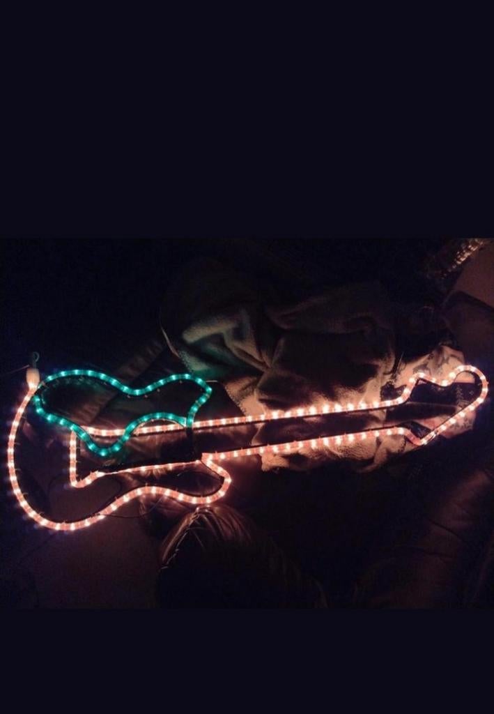 Neon gitaar, Enlèvement, Utilisé, Lumières, Couleur