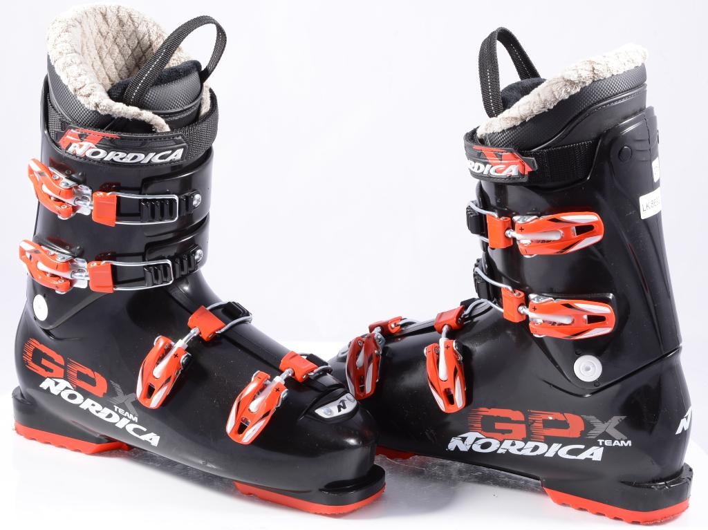 42 42,5 EU kinder skischoenen NORDICA GPX TEAM, Sport en Fitness, Skiën en Langlaufen, Gebruikt, Schoenen, Ski, Nordica, Carve