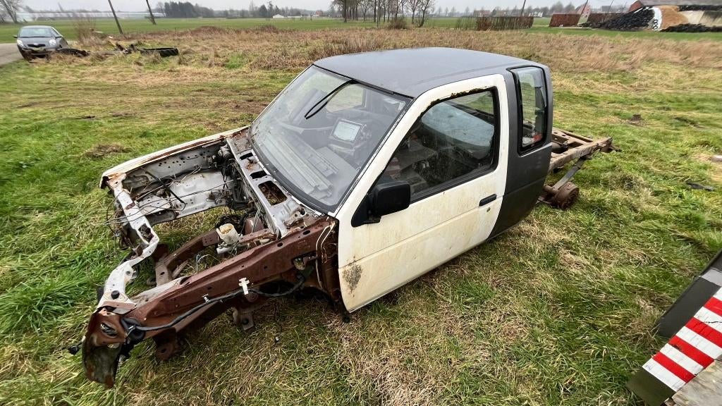 Nissan King Cab D21 compleet chassis + cabine, Ophalen, Gebruikt, Nissan