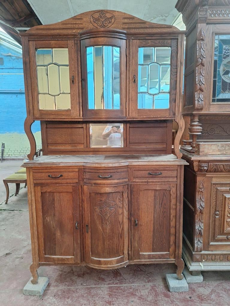 Buffet à miroir en chêne Prix : 130€, Enlèvement, Utilisé, Chêne