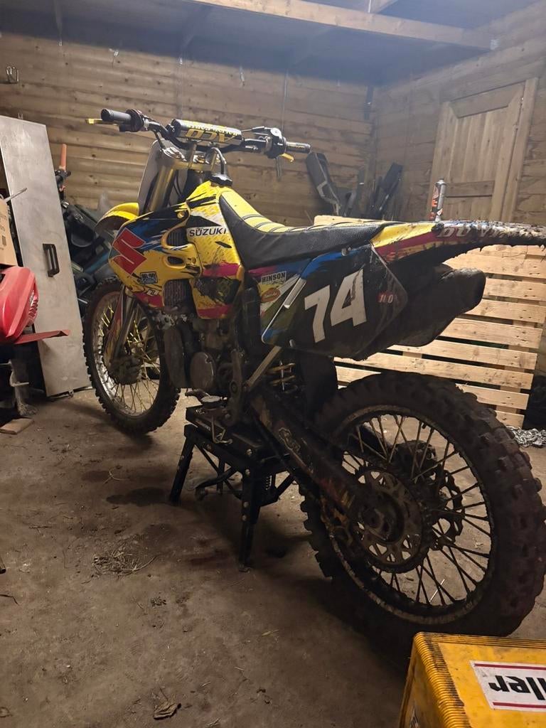 Suzuki Rm250, Vélos & Vélomoteurs, Enlèvement, Comme neuf, Suzuki
