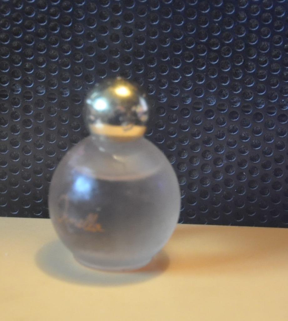 miniature eau de parfum ornella de sarbec neuville france, Enlèvement ou Envoi, Comme neuf, Miniature, Plein