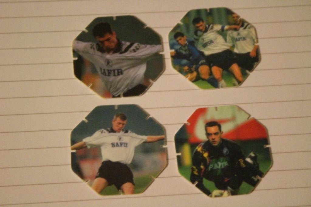 4 flippo's : Eendracht Aalst - Flippos - voetbal - flippo, Verzamelen, Flippo's, Ophalen of Verzenden, Losse flippo's
