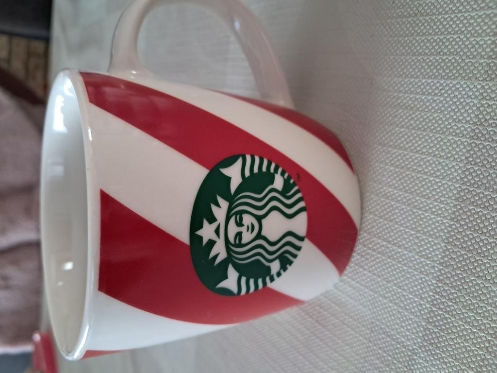 Tas Starbucks, Enlèvement, Neuf