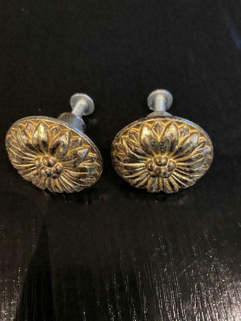 2 oude brocante koper-messing knoppen voor lades of kastdeur, Ophalen of Verzenden