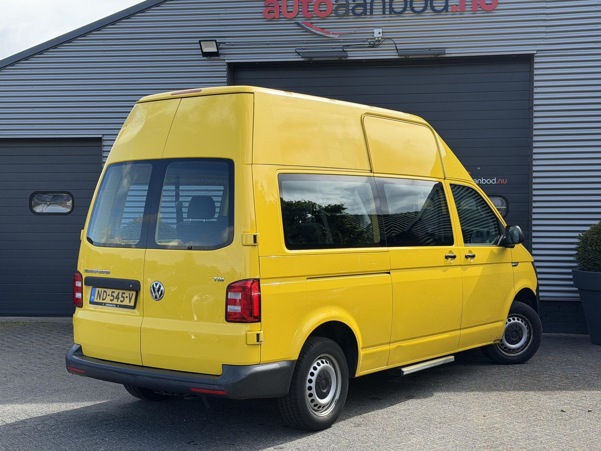 Volkswagen Transporter Kombi 2.0 TDI L2H3 Highline | Navigat, Auto's, Voorwielaandrijving, Stof, Gebruikt, 4 cilinders