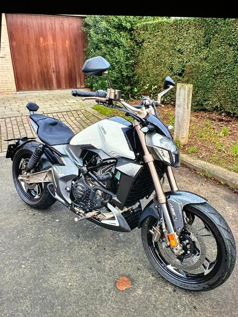 Zontes 310v 1650 km année 2021, Ophalen