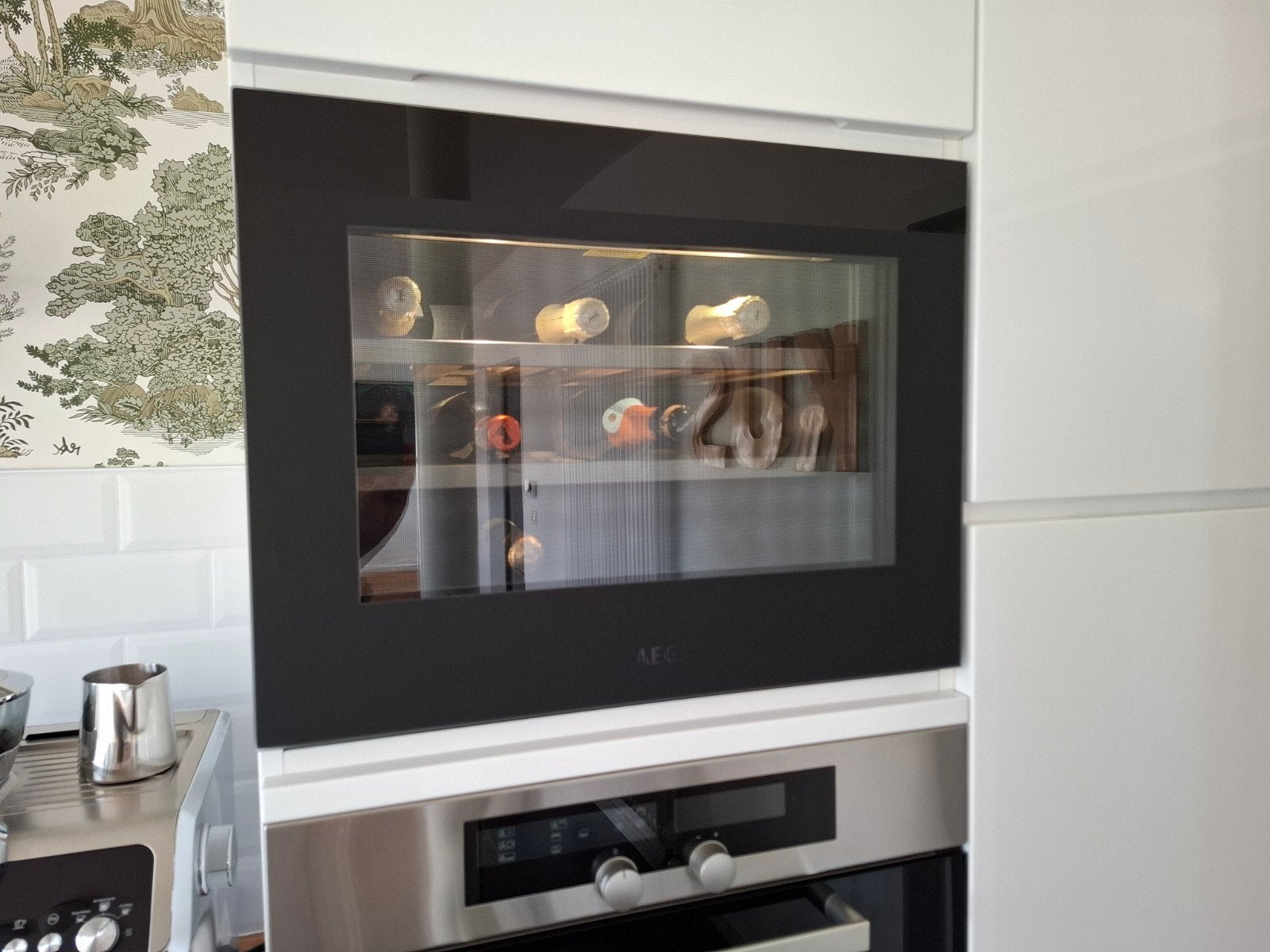 AEG Wijnkoeler 18 flessen inbouw, Ophalen, Zo goed als nieuw