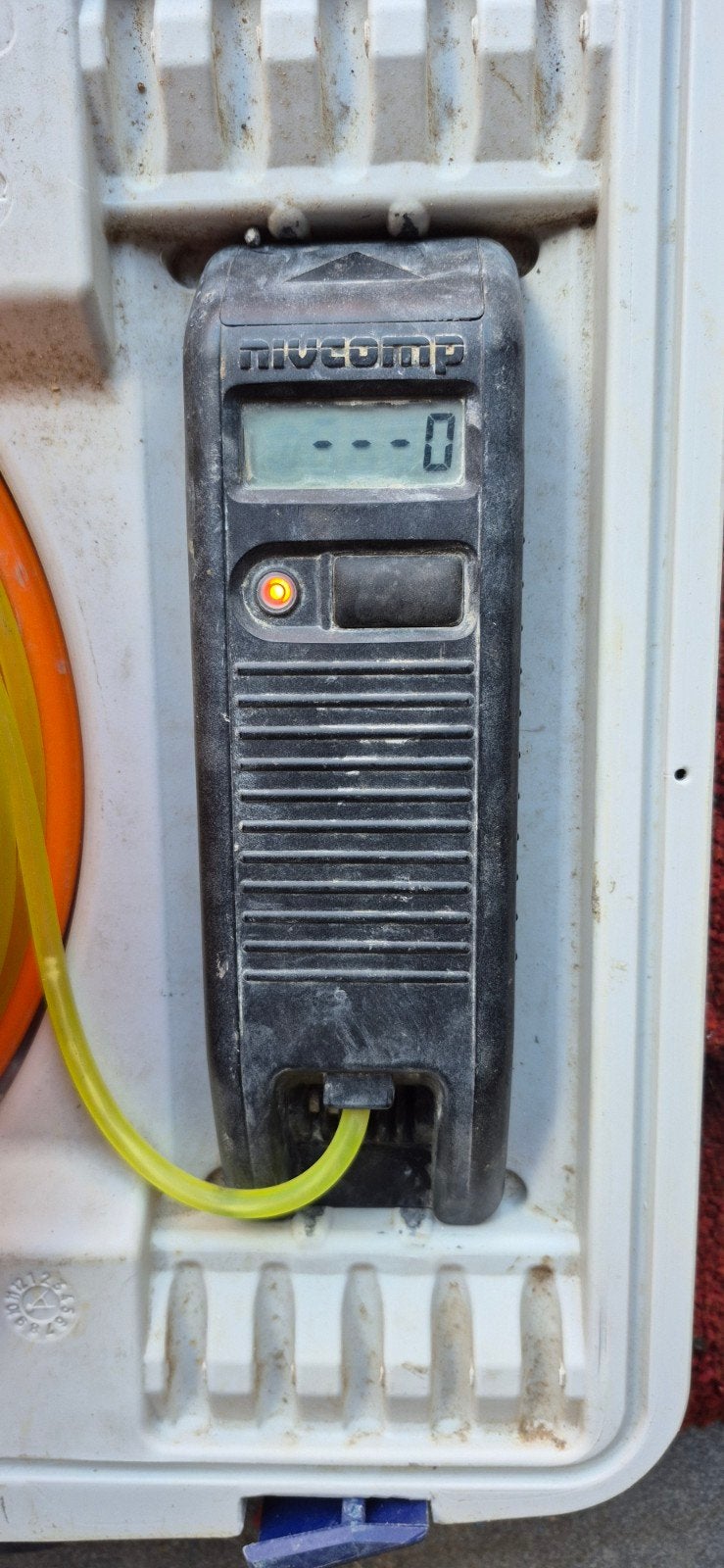 Nivcomp elektronische waterpas, Doe-het-zelf en Bouw, Meetapparatuur, Ophalen