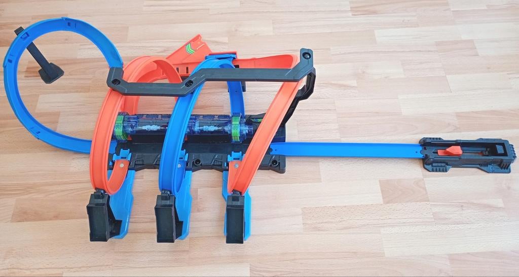 HOTWHEELS circuit met 3 lussen, Ophalen, Racebaan, Hot Wheels