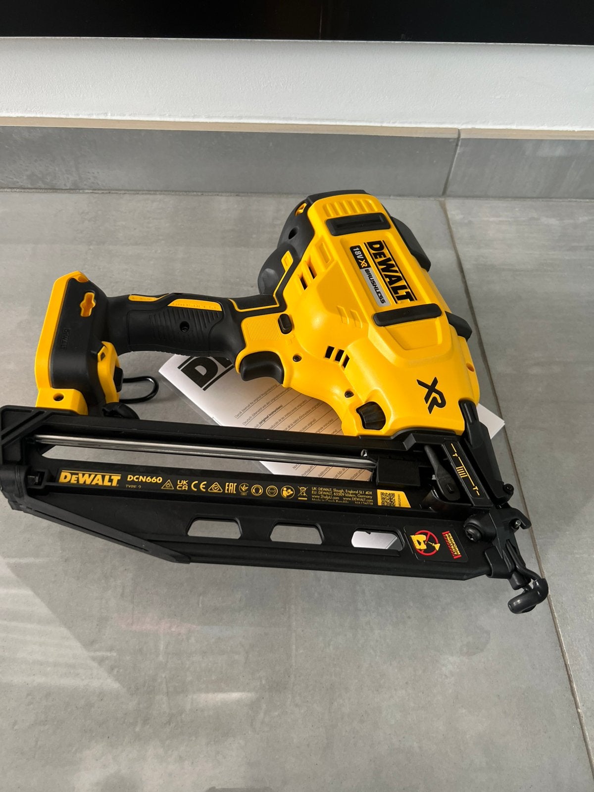 Nieuw Dewalt DCN660 18V nagelmachine met afwerking, Ophalen of Verzenden, Nieuw