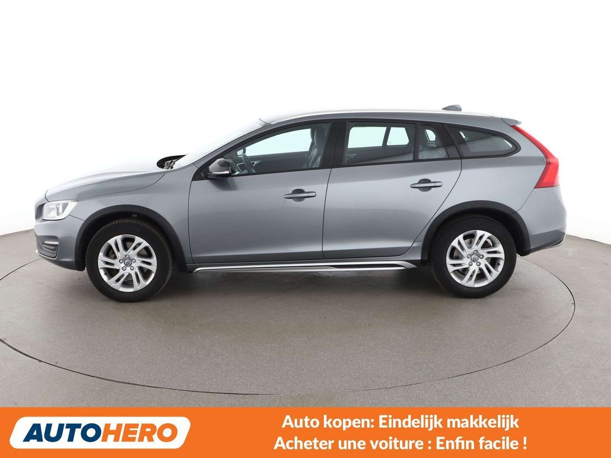 Volvo V60 Cross Country 2.0 D3 Plus (bj 2017), Auto's, Voorwielaandrijving, Gebruikt, 1969 cc, V60