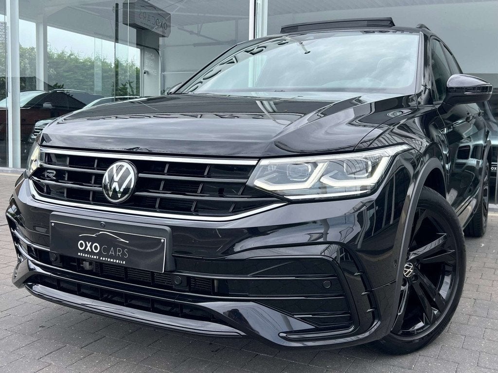 Volkswagen Tiguan 1.5 TSI 150CV / 3x R-LINE / BLACK ÉDITION, Auto's, Volkswagen, Stof, 4 cilinders, Lichtsensor, 1546 kg