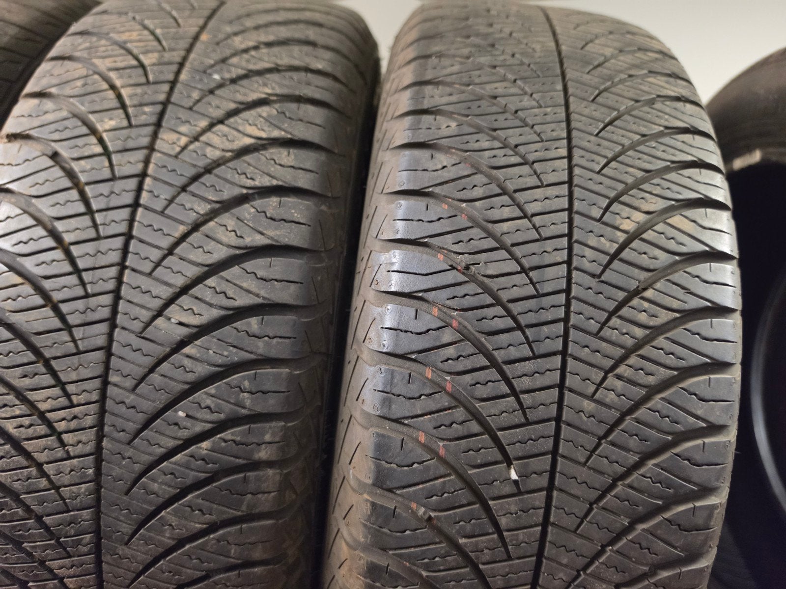 185/60r15 Goodyear 4season 40€ per stuk met montage, Ophalen of Verzenden