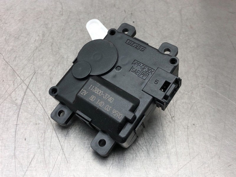 KACHELSTELMOTOR Suzuki Ignis (MF) (01-2016/-) (|1138003740|), Gebruikt, Suzuki