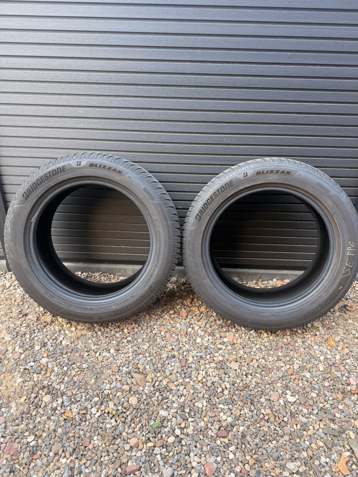 Bridgestone 275/50R20 113W.  2724, Auto-onderdelen, Banden en Velgen, Ophalen, Gebruikt, 275 mm, Winterbanden