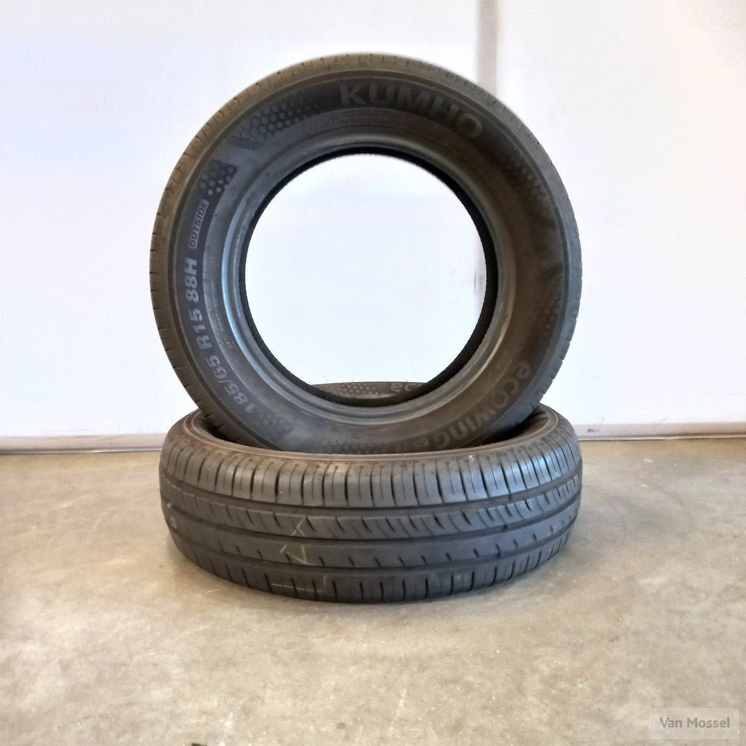 Kumho Ecowing ES31 185/65/R15 88H, Autos : Pièces & Accessoires, 15 pouces, Véhicule de tourisme, Pneus été, -