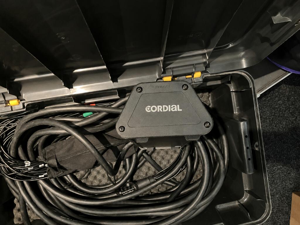 Cordial CYB C 24/4 multikabel (30m) met stagebox, Muziek en Instrumenten, Kabels en Stekkers, Ophalen, Gebruikt, Microfoon