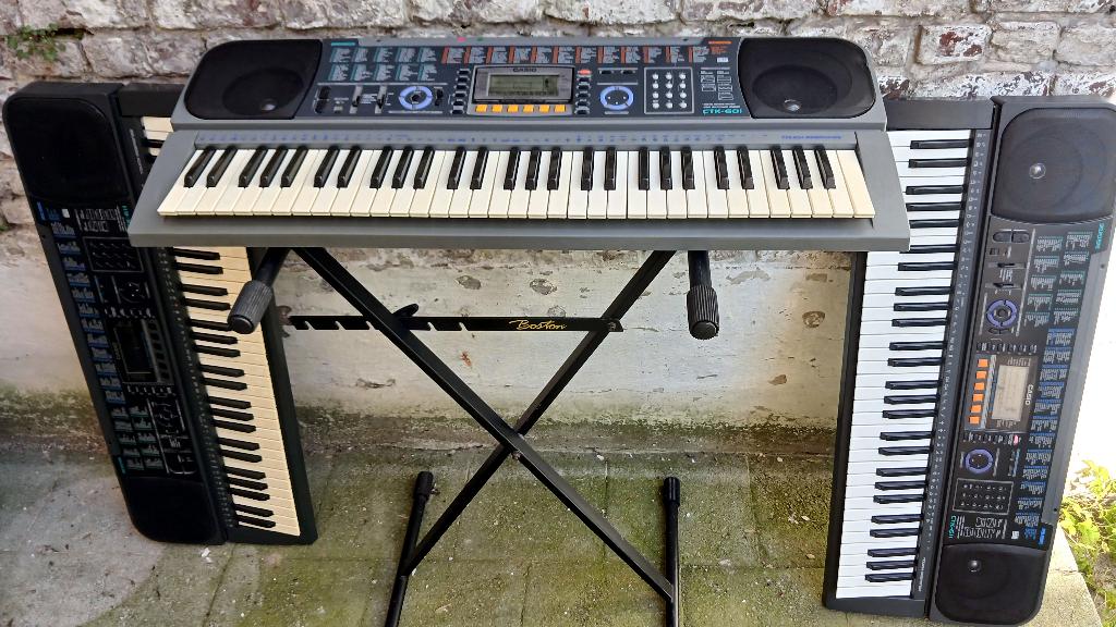 CASIO Arrangeur automatic, Muziek en Instrumenten, Keyboards, Gebruikt, Casio, Ophalen
