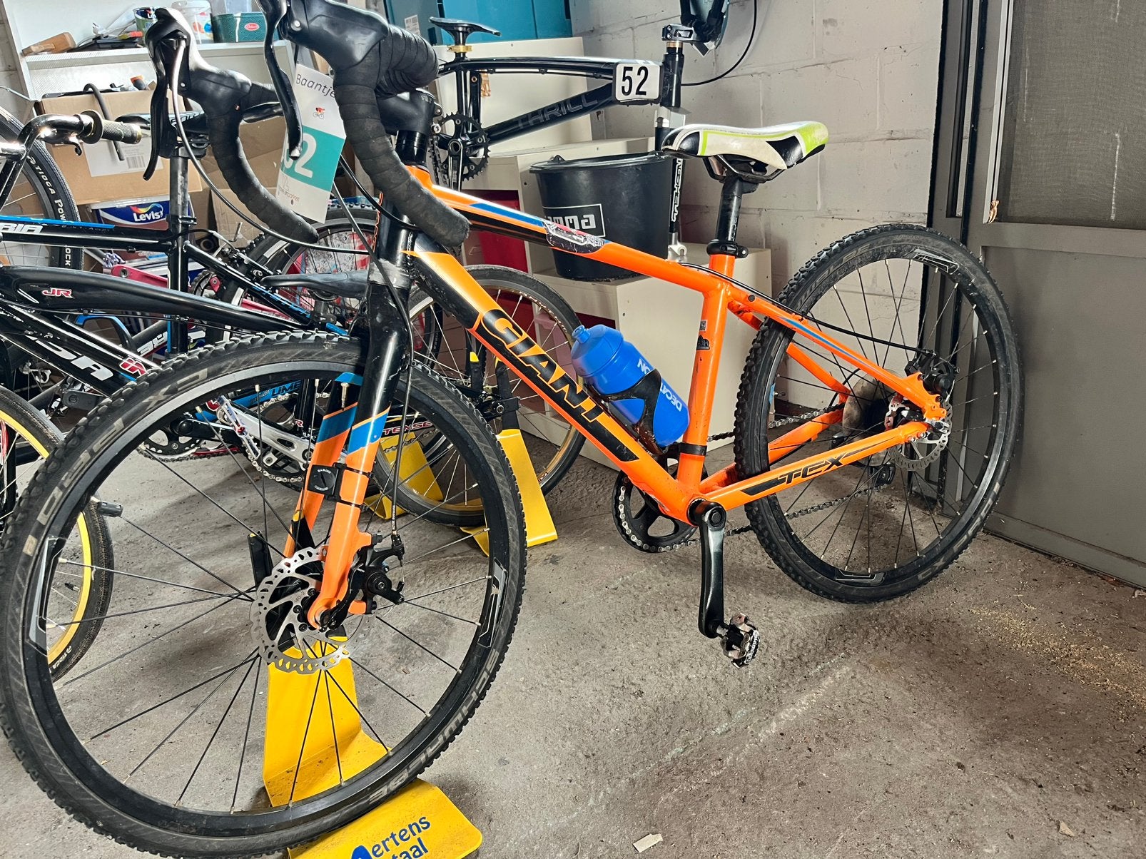 Crossfiets 24inch giant, Fietsen en Brommers, Ophalen, Schijfrem