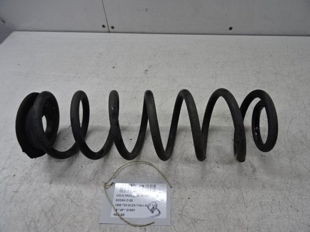 RESSORT DE SUSPENSION ARRIERE Volkswagen Passat (3G2), Volkswagen, Mevr. I. Hauben, Utilisé, Rue de l'Espoir 34 34
4030  GRIVEGNÉE, BE