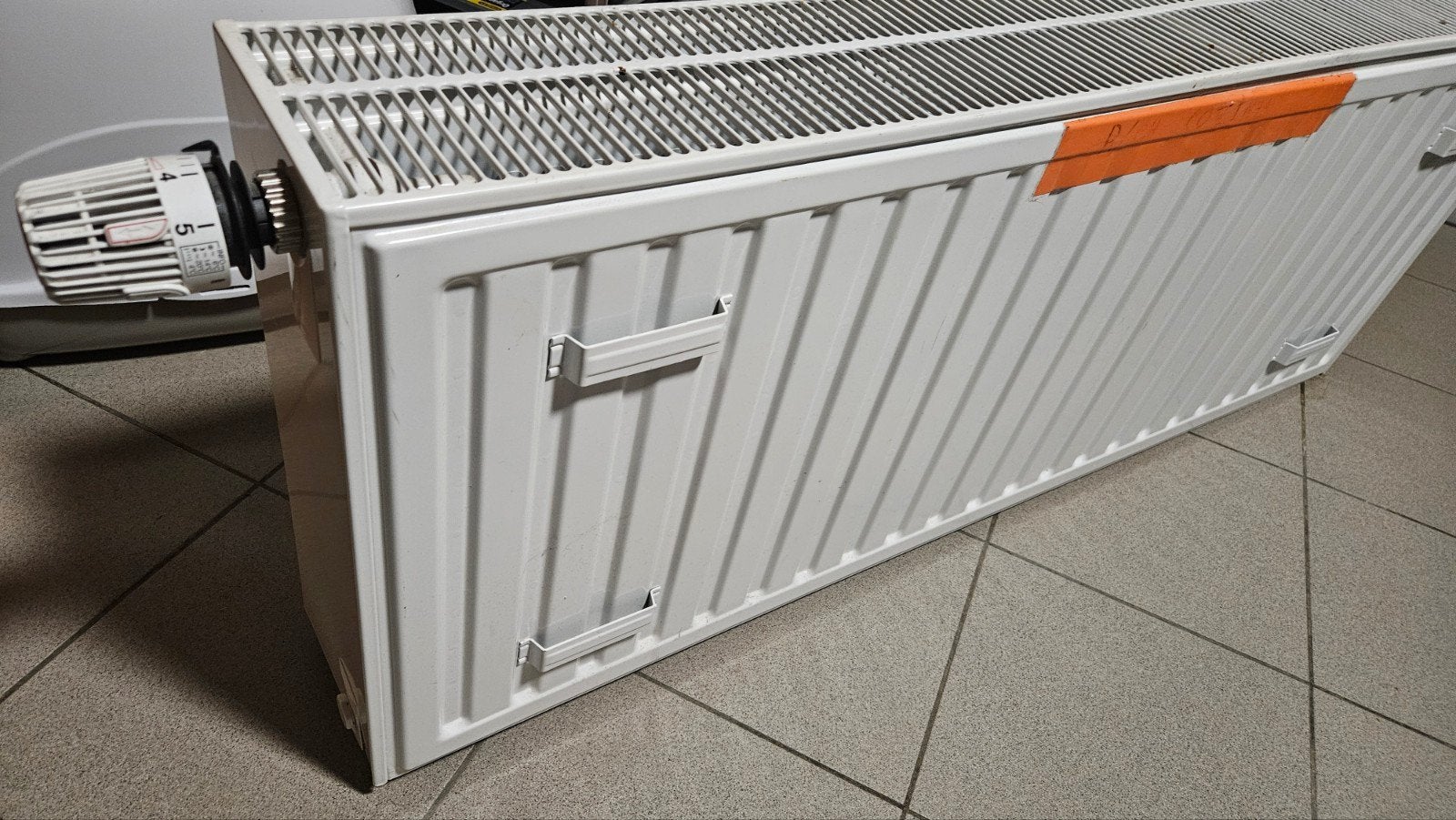 Radson Radiator met Heimeier kraan – Wit – In nieuwe staat, Ophalen, Radiator