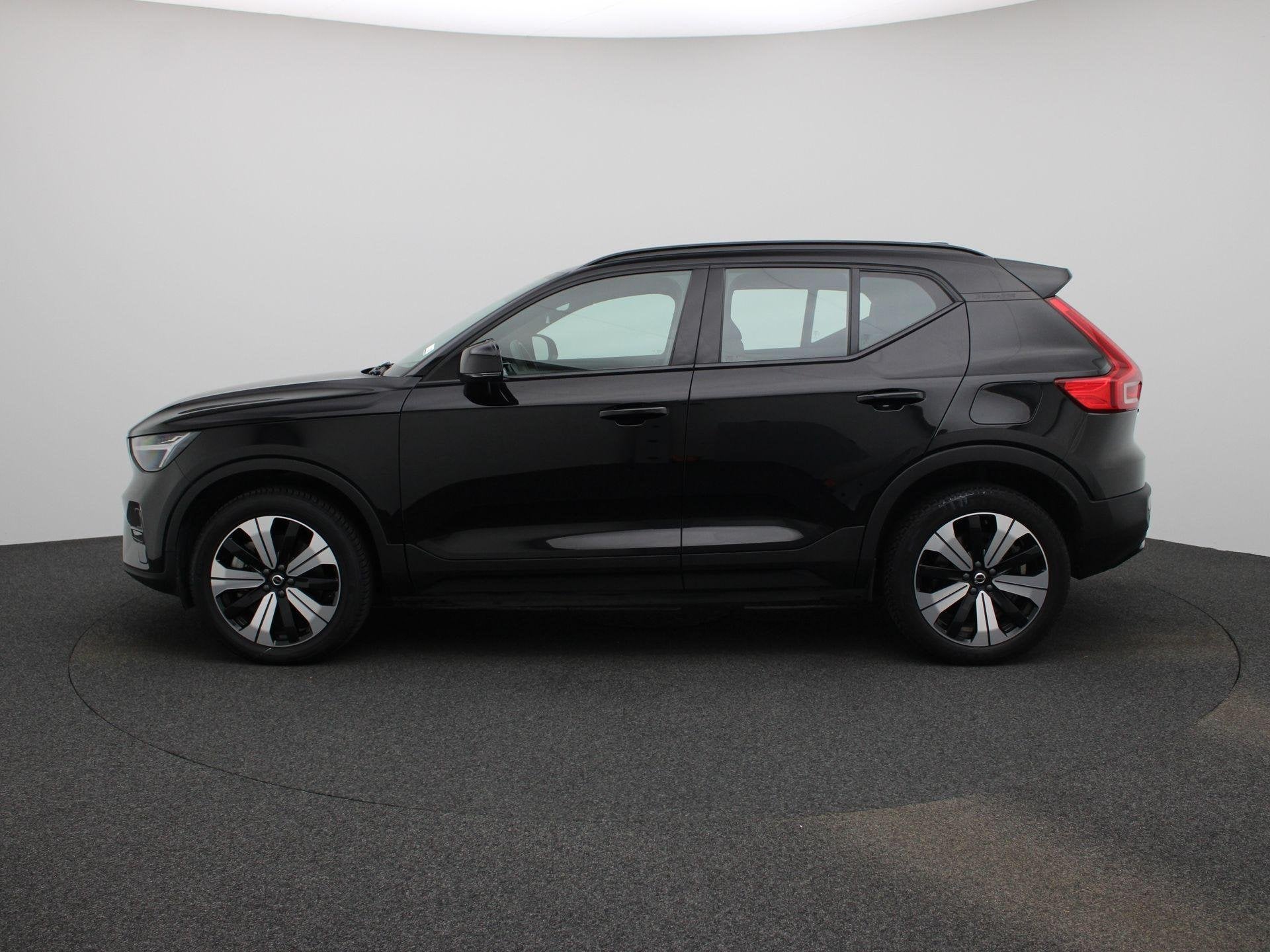 Volvo XC40 Recharge Core (automatique), Autos, Achat, Entreprise, 170 kW, 5 portes
